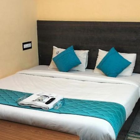 Dolphin Resort Йелагери Экстерьер фото
