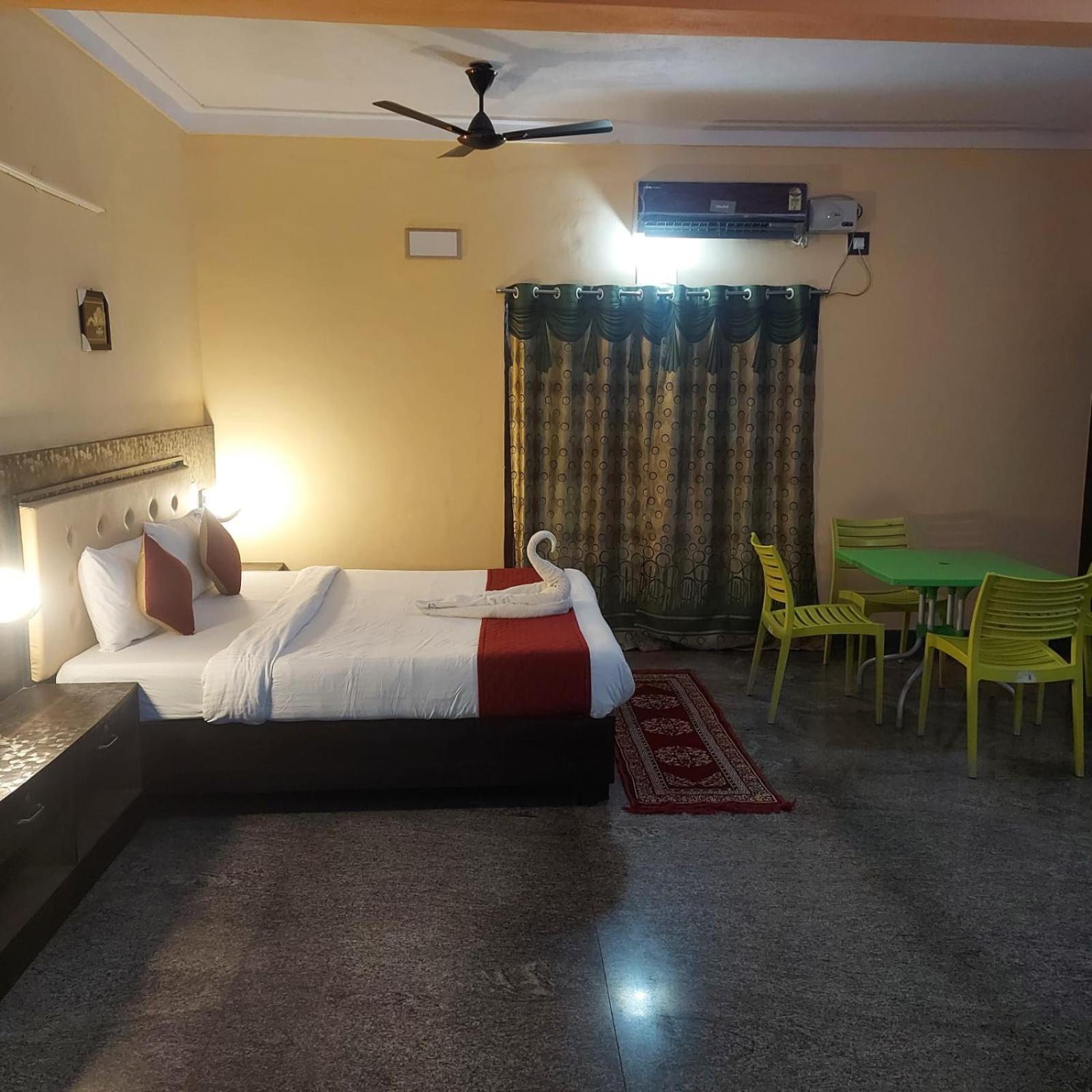 Dolphin Resort Йелагери Экстерьер фото